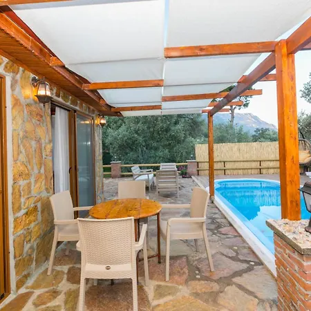 Ceren Akyaka Daily Weekly Villa *