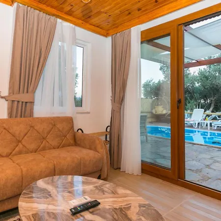 Ceren Akyaka Daily Weekly * Muğla