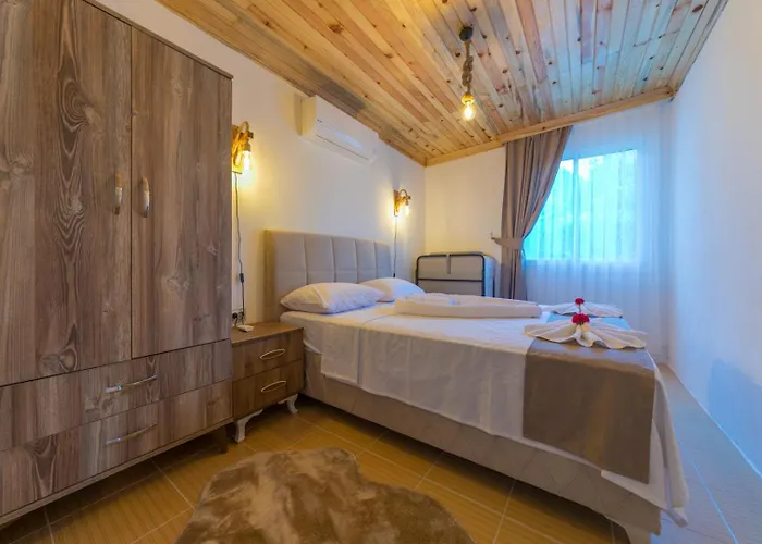 Ceren Akyaka Daily Weekly Villa