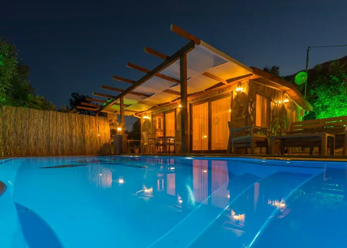 Ceren Akyaka Daily Weekly Mugla